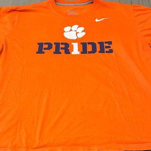 Nike  Clemson Tigers' T-shirt.